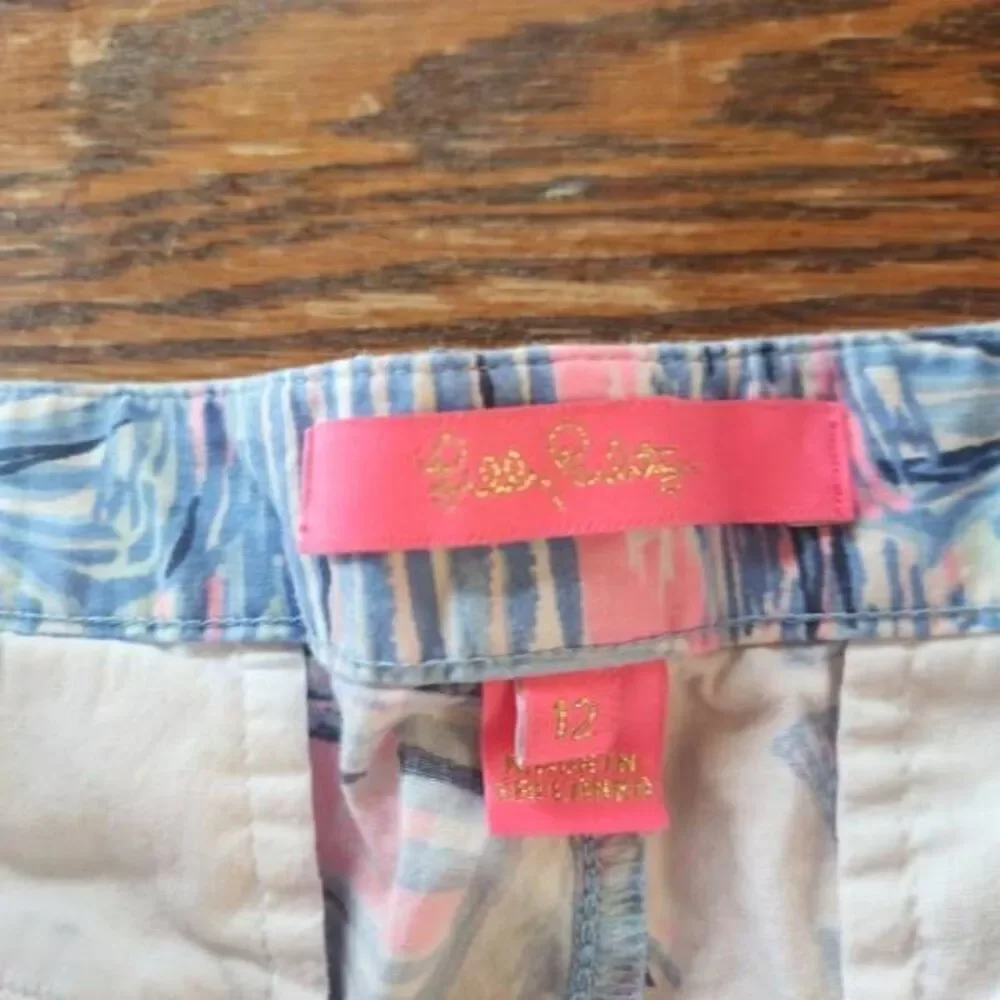 NWT LILLY PULITZER  ADIE RUFFLE POCKET STRETCH SHORT *OH BUOY*WHISPER BLUE sz 12 - Picture 3 of 6
